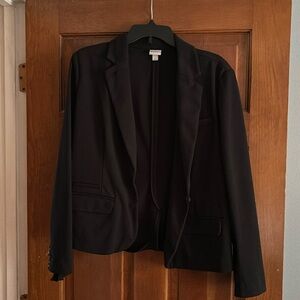 Comfortable black womens blazer